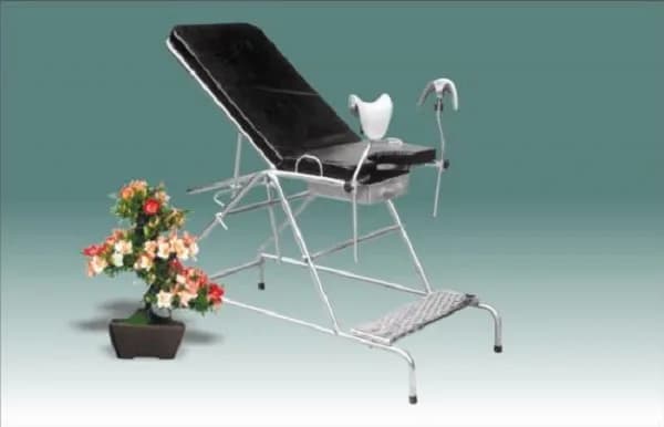 Bàn khám phụ khoa